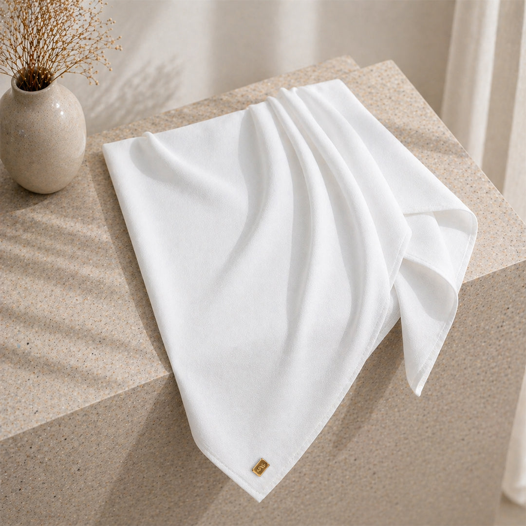Hijab Square White hijab muslim premium wanita tampak atas — First Hijab Collection Falyae