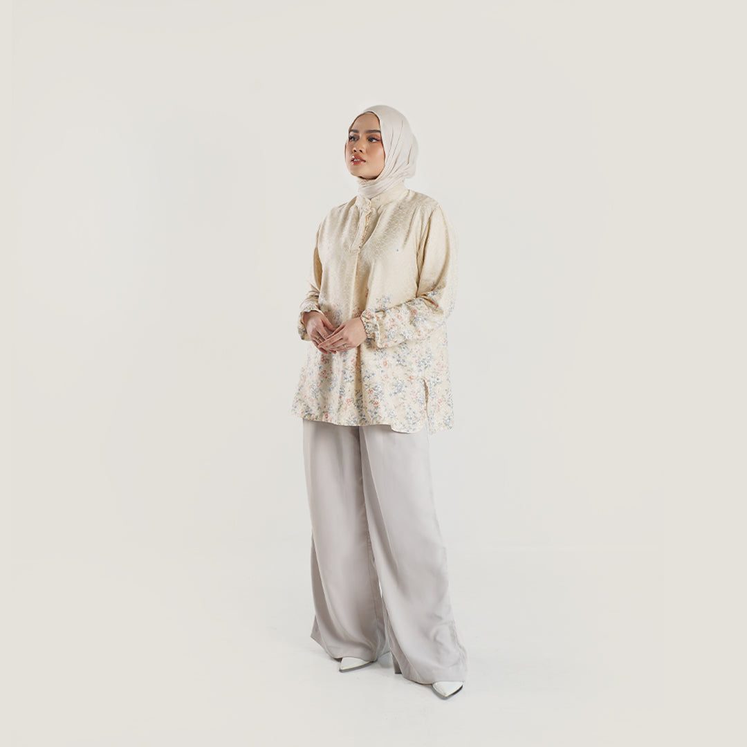 Lunea Blouse blus muslim premium wanita Yellow Full Badan tampak depan — siluet mengalir First Collection Falyae