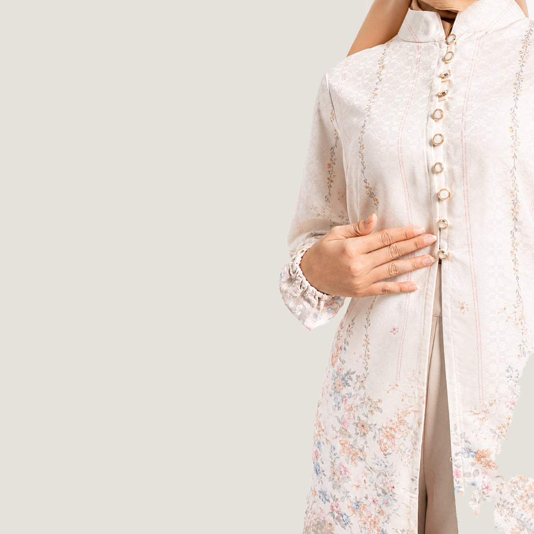Detail bahan poly rayon dobby premium Safa Tunic Falyae — tekstur dobby weave lembut adem tidak menerawang
