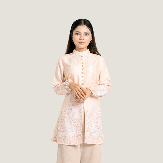Safa Tunic tunik muslim premium wanita Yellow tampak depan — siluet mengalir Aluna Collection Falyae