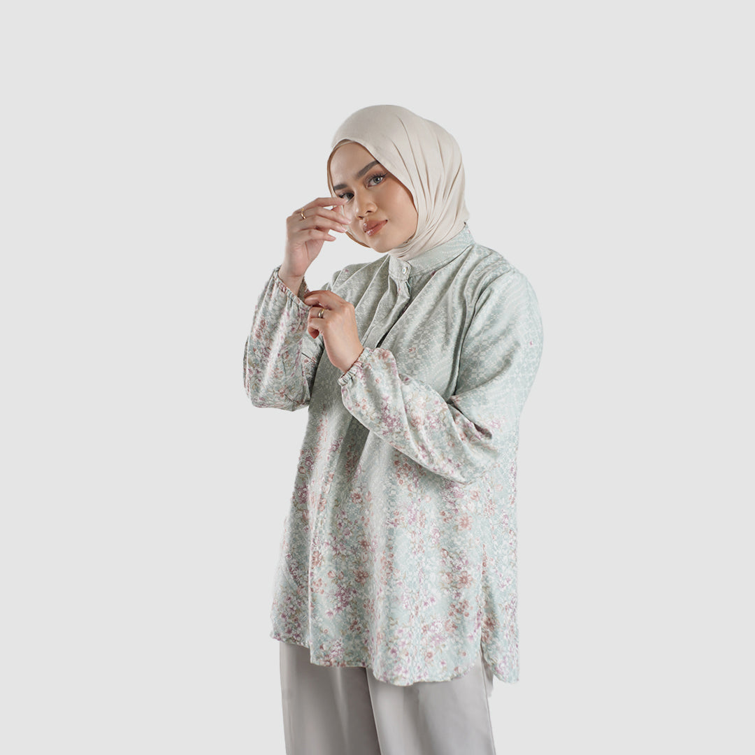Lunea Blouse blus muslim premium wanita Mint tampak depan — siluet mengalir First Collection Falyae