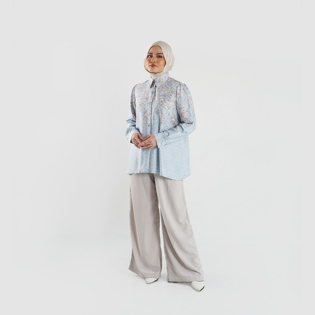 Nuna Shirt kemeja muslim premium wanita Blue Full Badan tampak depan — siluet mengalir First Collection Falyae